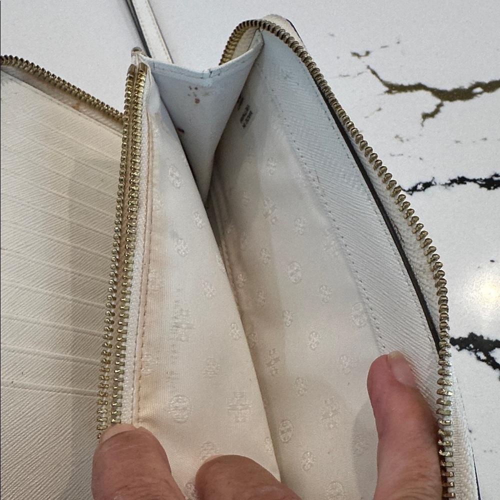 Tory Burch Cream Wristlet with Gold Accents - Picture 4 of 5
